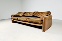 Maraluna sofa Cassina