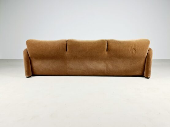 Maraluna sofa Cassina