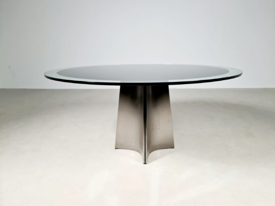 Luigi Saccardo Ufo dining table Arrmet