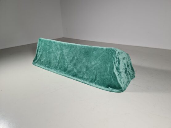 Mantilla sofa, Kazuhide Takahama