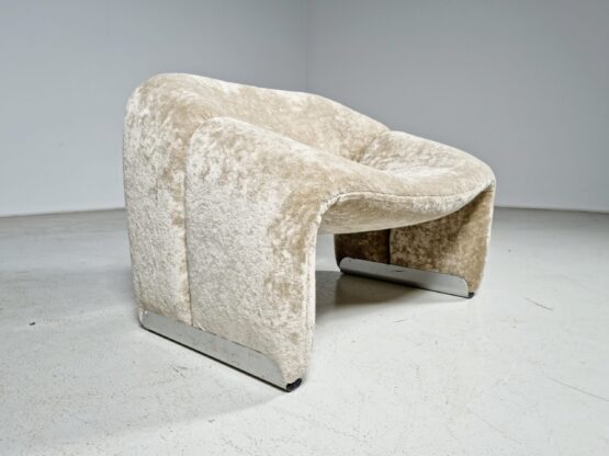 pierre paulin groovy chair