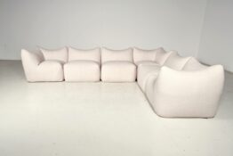 Le Bambole sofa, Mario Bellini