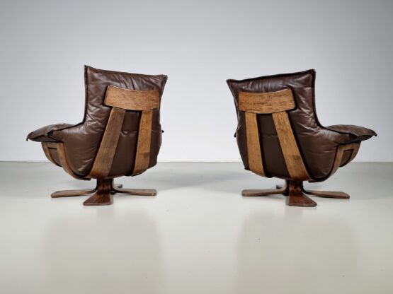 Carl Straub lounge chair