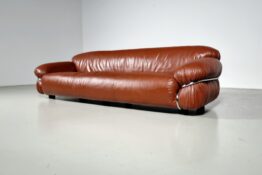 Gianfranco Frattini Sesann sofa, Cassina