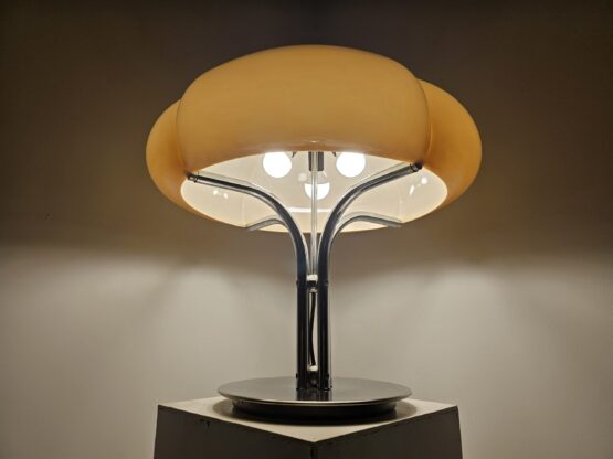 Quadrifoglio lamp Gae Aulenti