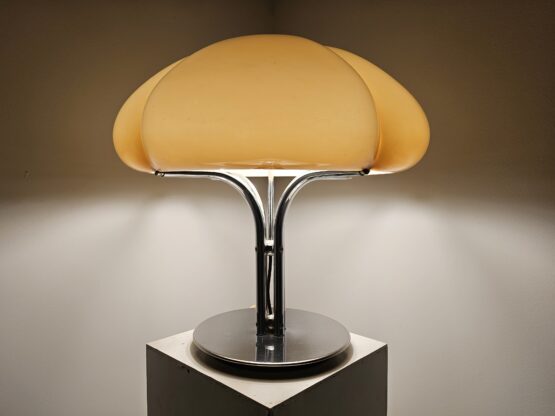 Quadrifoglio lamp Gae Aulenti