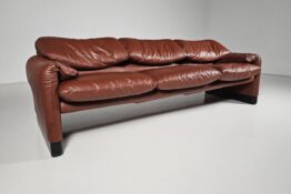 Maralunga sofa, cassina