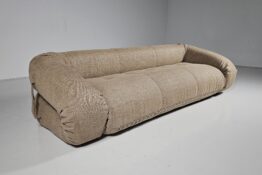 Anfibio sofa, Alessandro Becchi, Giovanetti